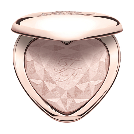 棱镜爱心修容饼 / Too Faced